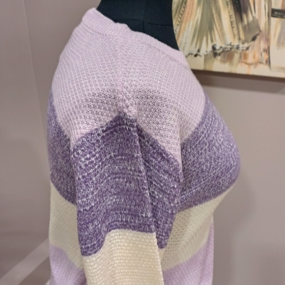 NWTS Plus Size Zenana Purple Color Block Woven Pullover Sweater - Picture 10 of 12